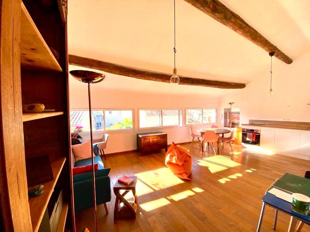 A Spacious, Sunny & Calm Loft In Avignon'S Heart Exterior photo
